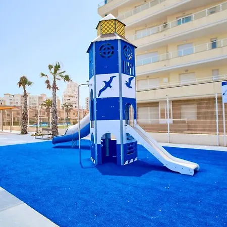 Refugio Costero Con Vista Al Mar شقة